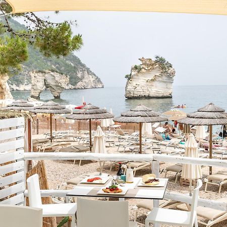 Hotel Baia Dei Faraglioni Mattinata Esterno foto
