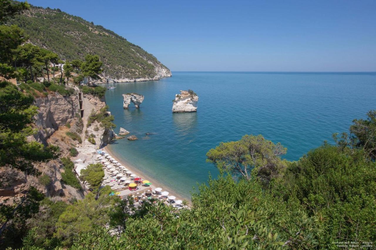 Hotel Baia Dei Faraglioni Mattinata Esterno foto