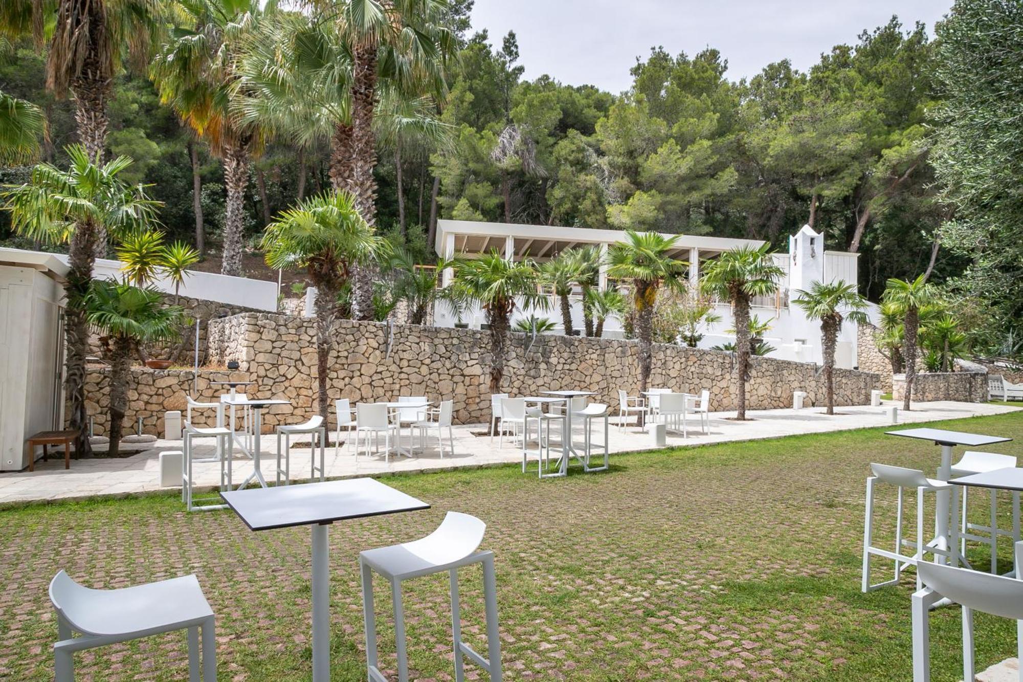 Hotel Baia Dei Faraglioni Mattinata Esterno foto